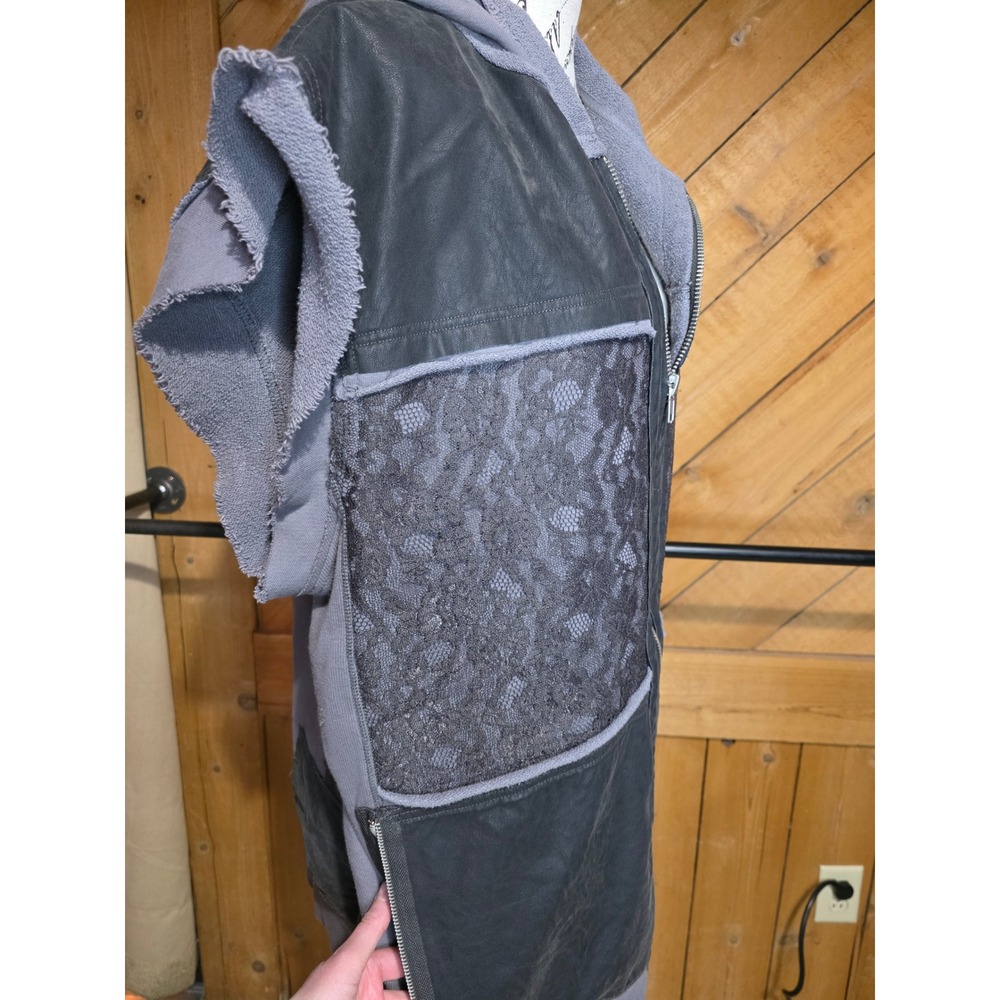 We The Free Free People Bethel Mixed Media Lace Faux Leather Zip Hoodie Vest L - Picture 3 of 4